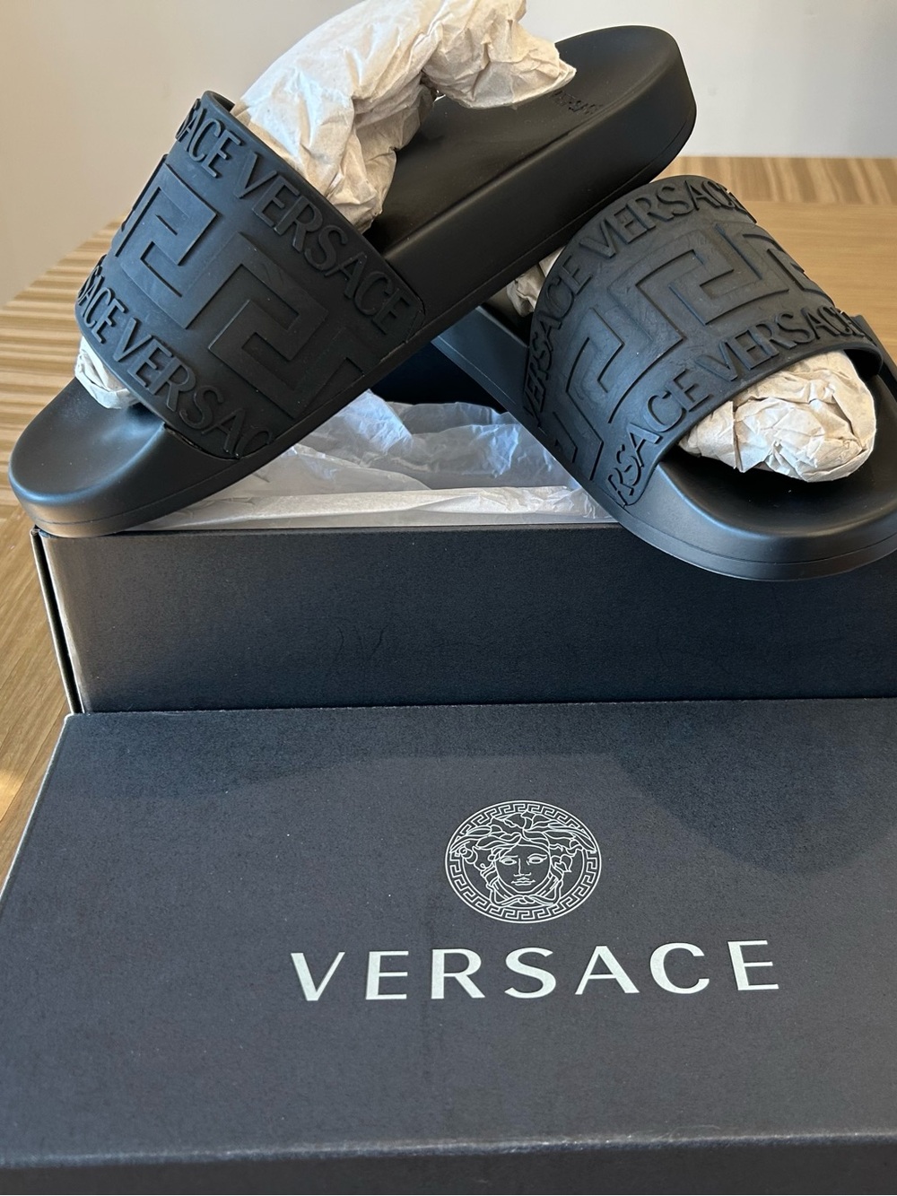 Brand New Versace Women’s Black Pool Slides Size 38 EU (7.5 US)